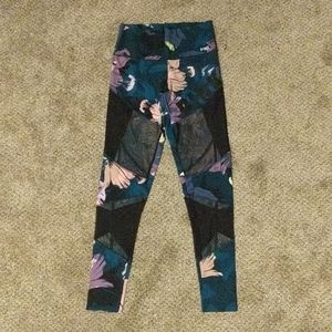 Victoria's Secret Pink Leggings 💜